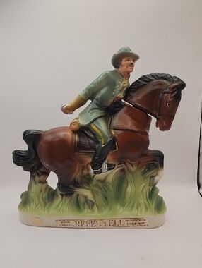 Vintage 1969 REBEL YELL Soldier Horse Decanter Stitzel Weller Distillery